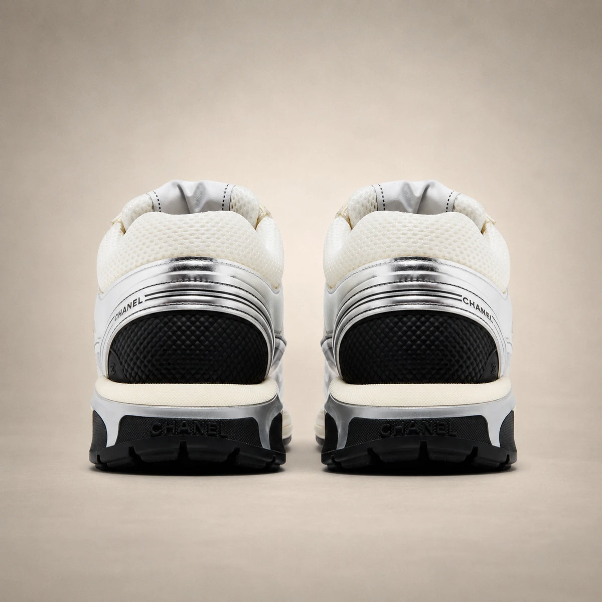 Chanel Runner — Blanc argenté