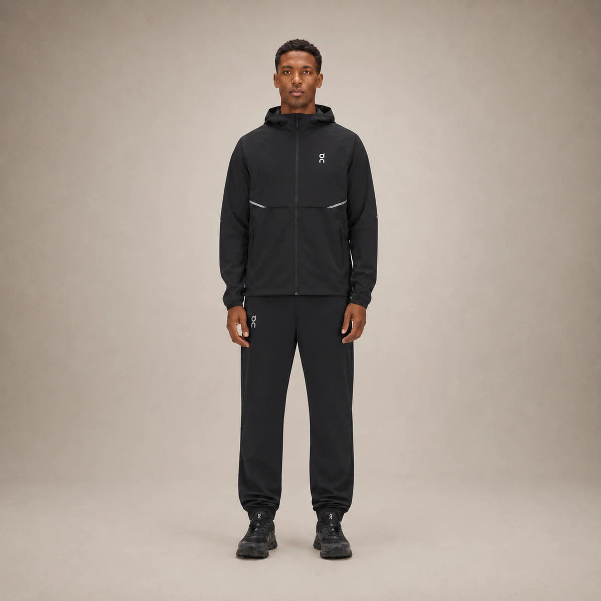 On — Ensemble veste à capuche + pantalon — Noir