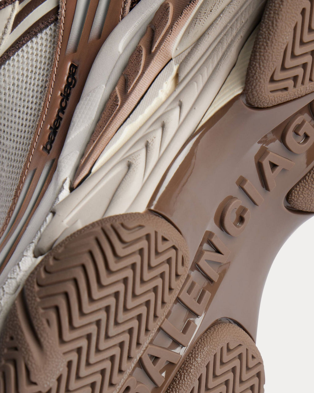 Balenciaga Triple S — Marron / Beige