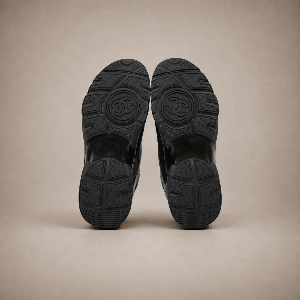 Chanel Runner — Noir / Blanc