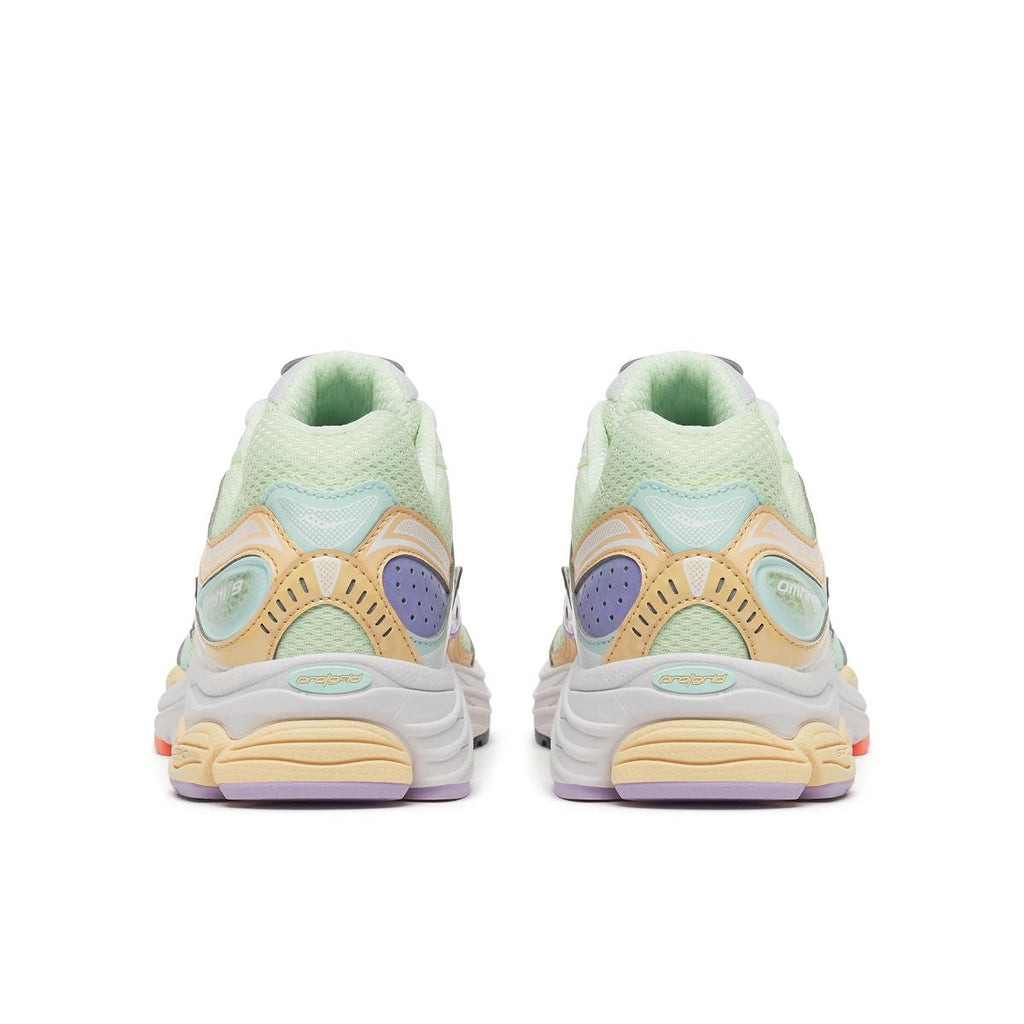 Saucony ProGrid Omni 9 — Menthe / Lilas pastel