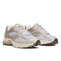Saucony ProGrid Omni 9 — Crème / Argent