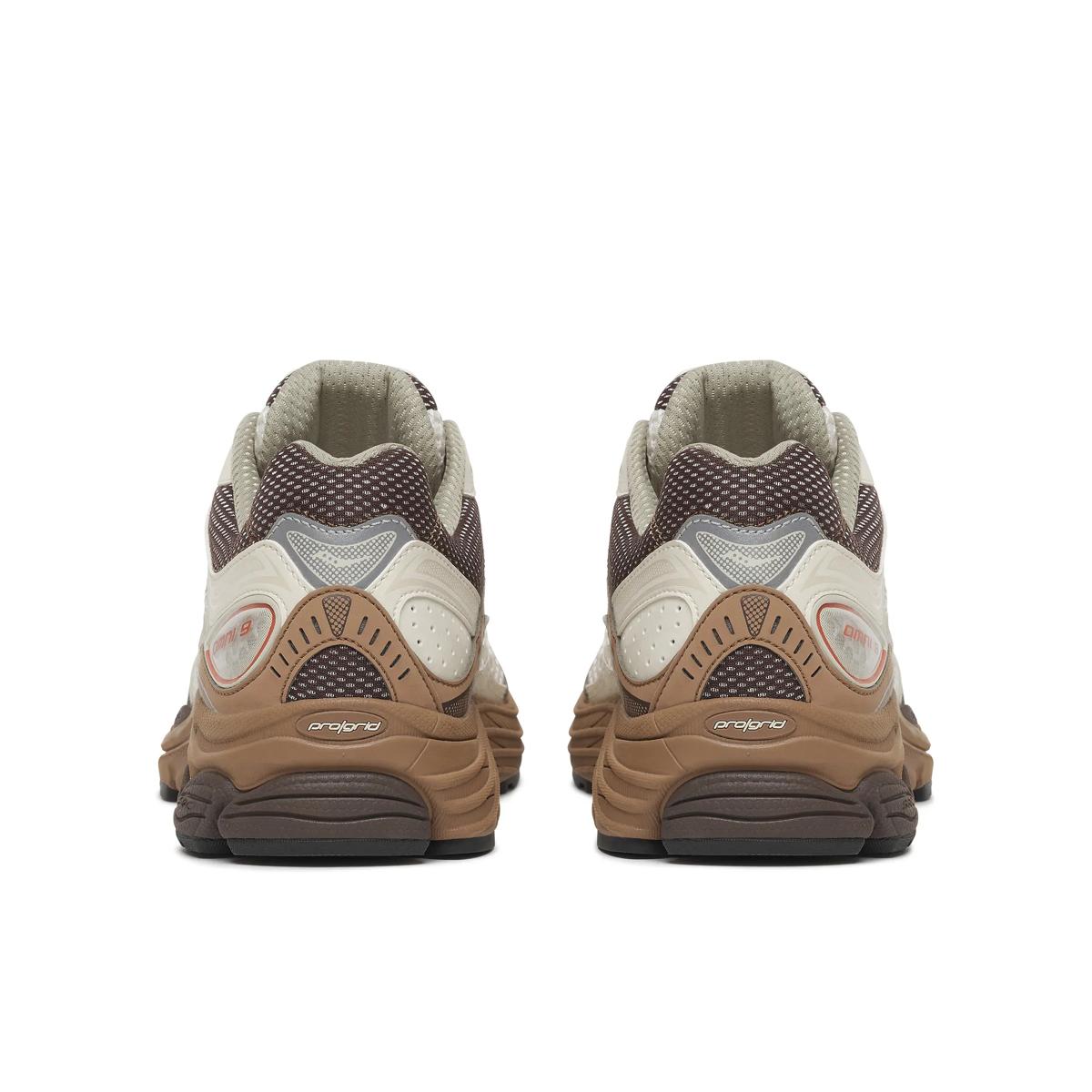 Saucony ProGrid Omni 9 — Crème / Marron