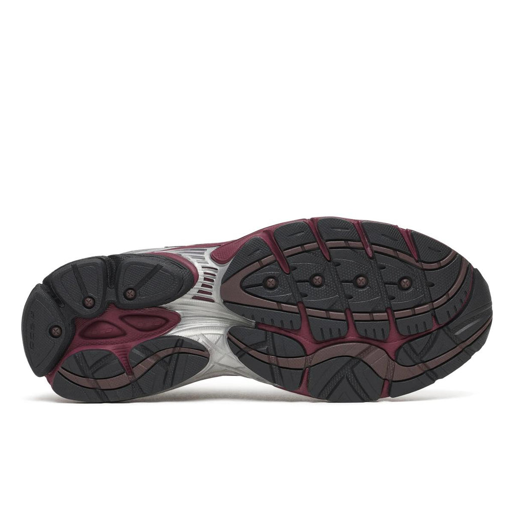Saucony ProGrid Omni 9 — Noir / Bordeaux