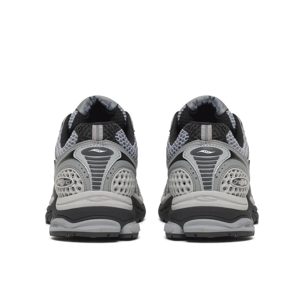 Saucony ProGrid Triumph 4 — Gris / Noir