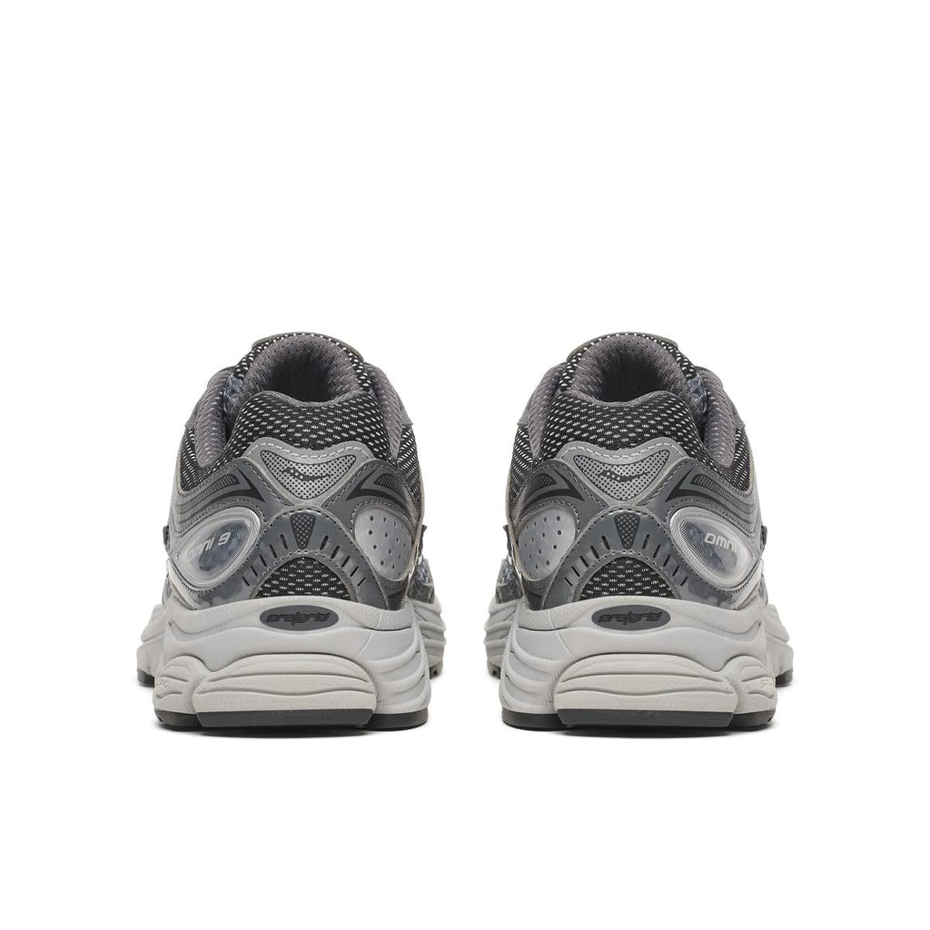 Saucony ProGrid Omni 9 — Gris anthracite