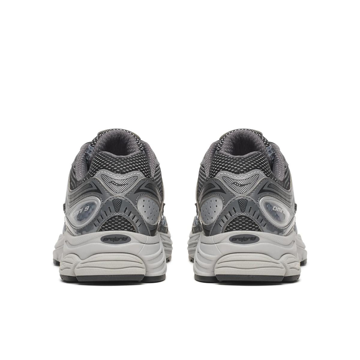 Saucony ProGrid Omni 9 — Gris anthracite