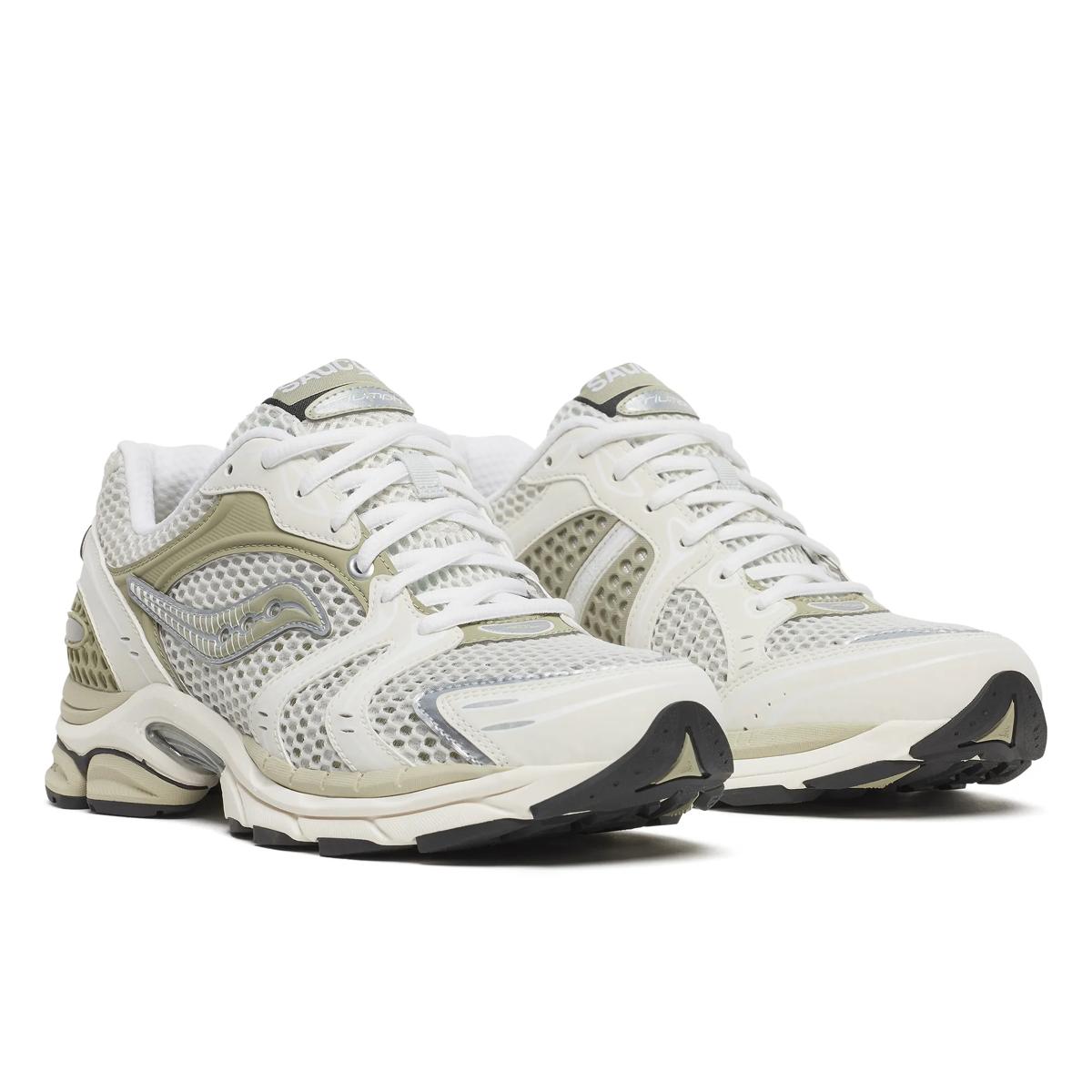 Saucony ProGrid Triumph 4 — Crème / Beige