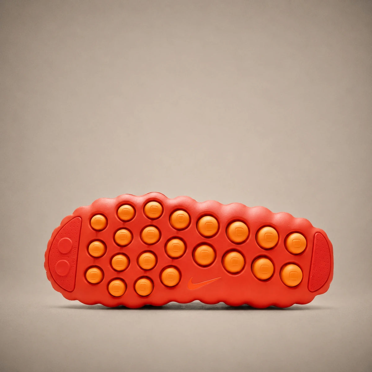 Nike Mind 001 — Rouge